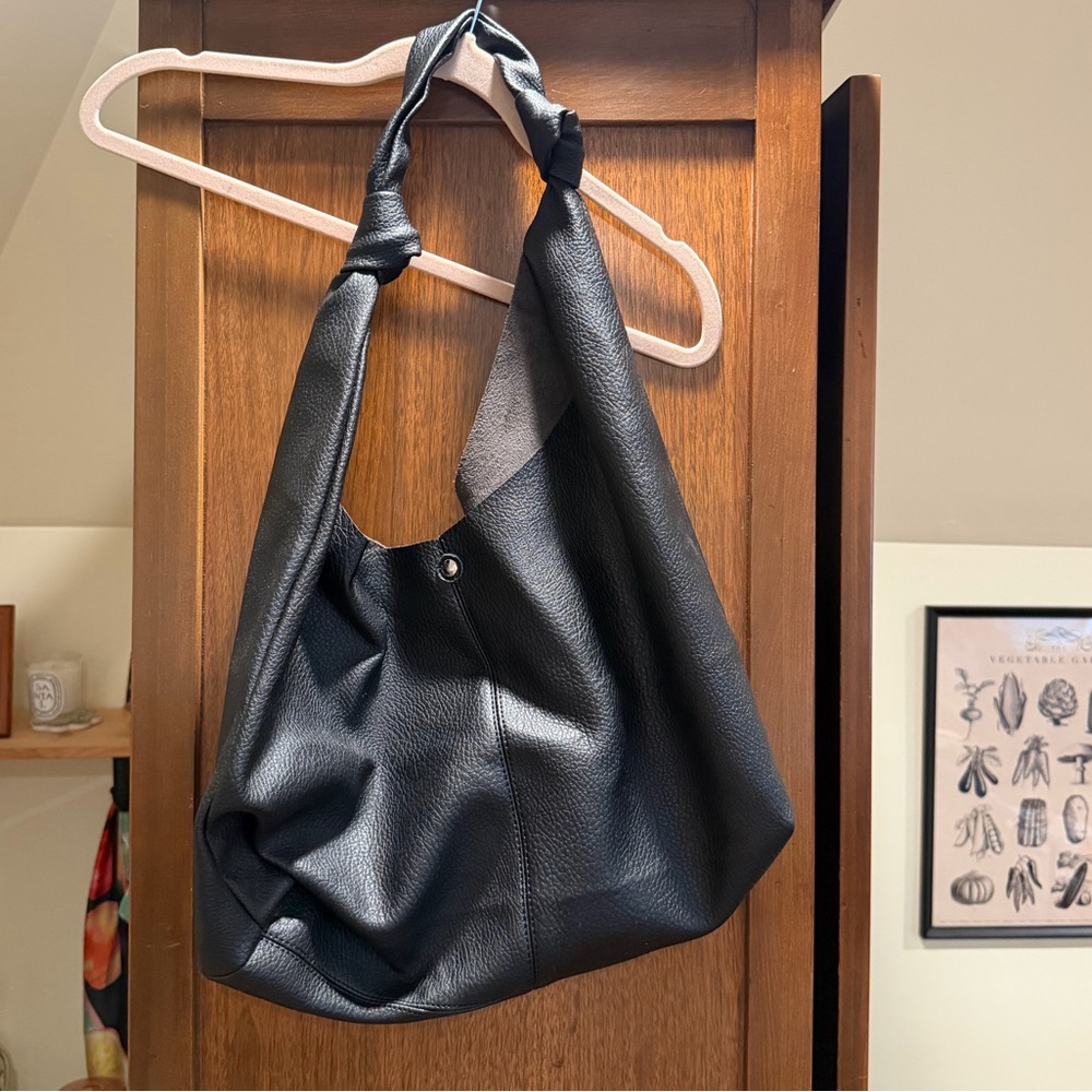 Black Knot-Handle Leather Shoulder Bag - Unbranded